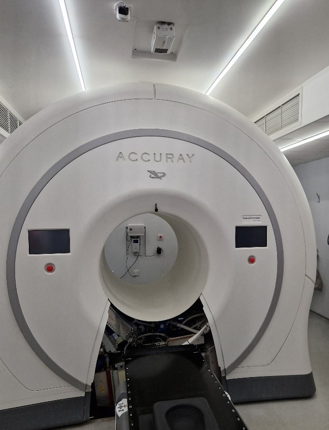 Radiotherapy machine