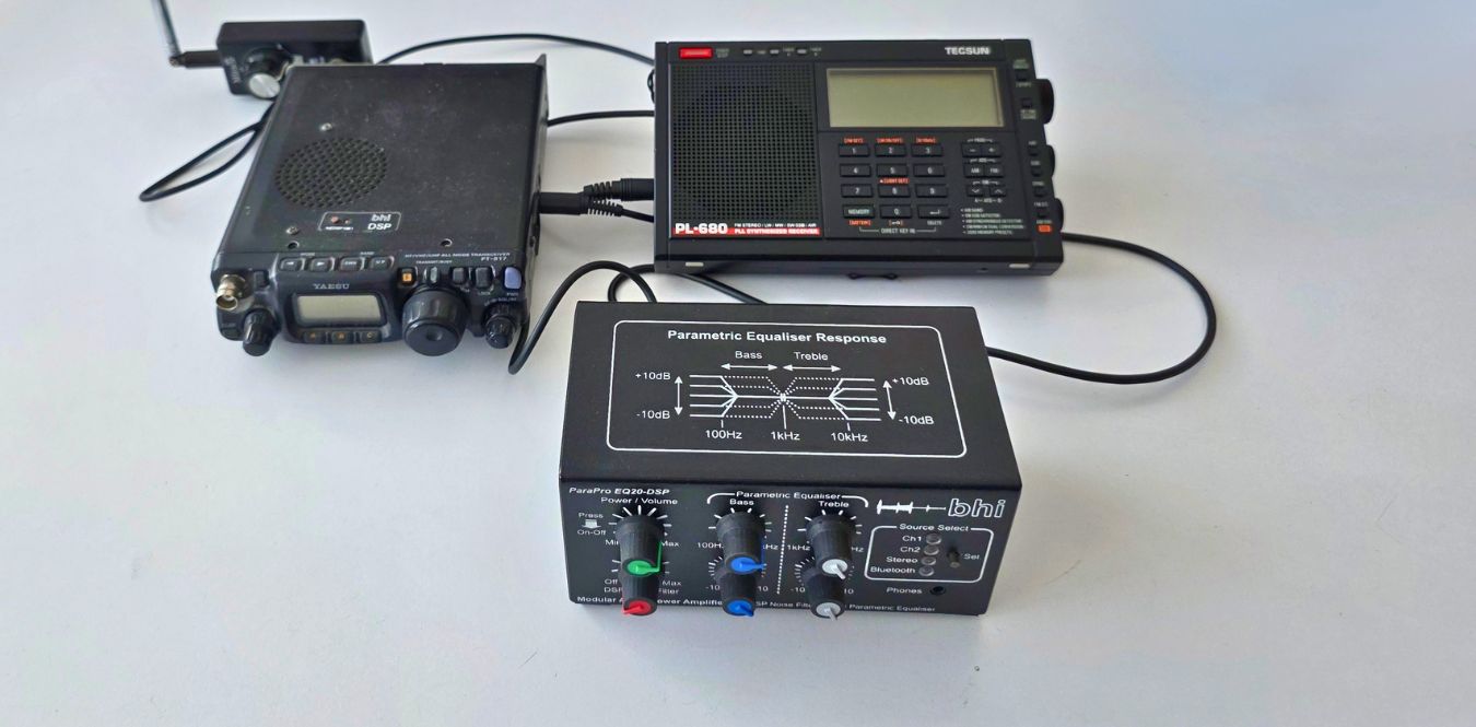 parapro connected to two radios